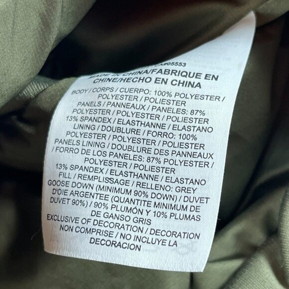 Nike Aeroloft Repel Running Vest Gilet Medium Womens Green Ventilated Packable - Picture 10 of 11